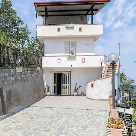 Villa Dimora Calliope Naso